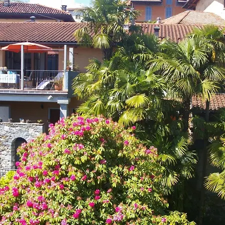 In Biganzolo Mit Grossem Garten